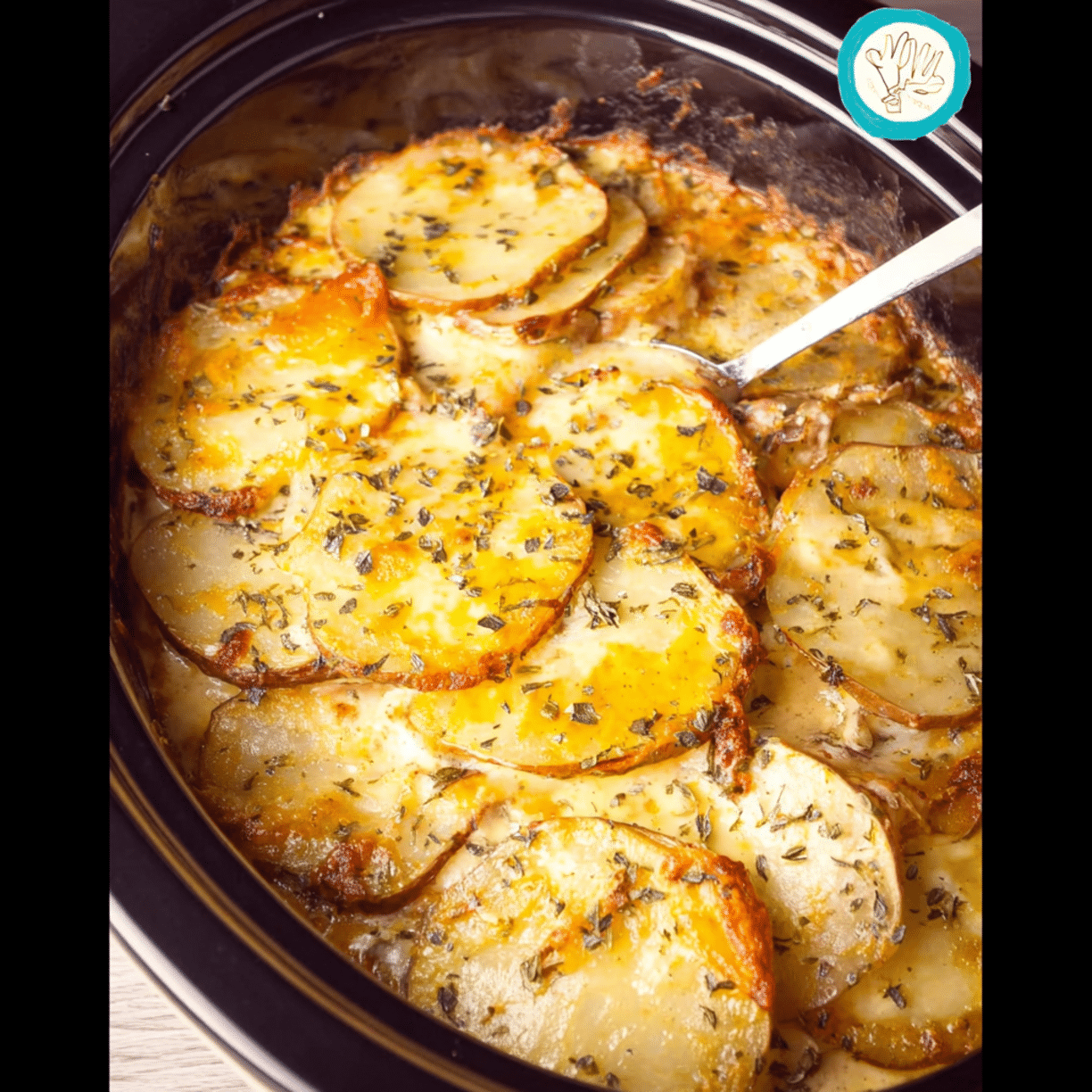 Slow Cooker Scalloped Potatoes